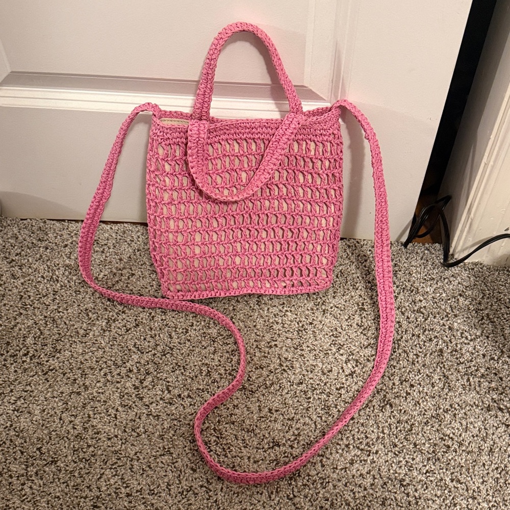 The small transport crossbody: straw edition hot pink - Picture 4 of 7